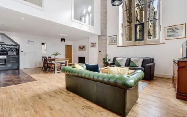 Host Stay Belvidere Church