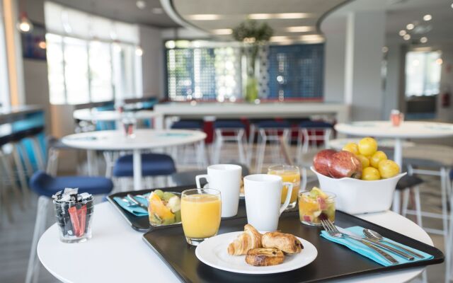 Holiday Inn Express Paris - Velizy by IHG