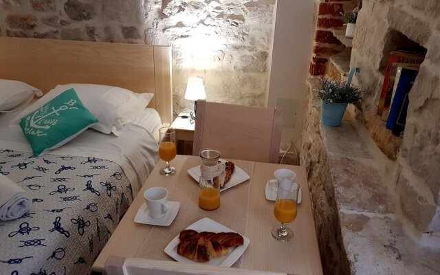 Villa Nautica Stone House