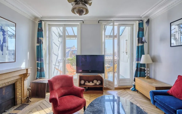 Wonderful Apartment Terrace Center of Paris