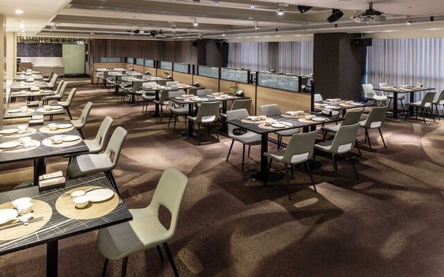 Hsin Hotel