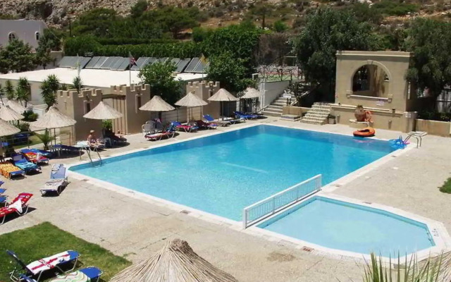 Ilyssion Hotel