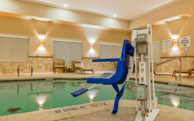 Holiday Inn Express & Suites Alpine Southeast by IHG