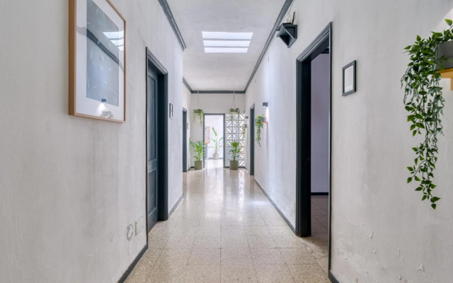 Cathedral Apartment