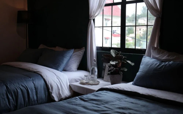 Vi-la Homestay Café