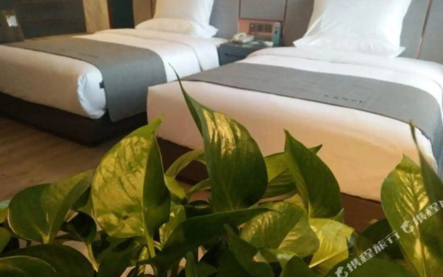 Lufeng Hotel