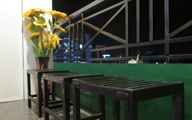 Mingalarbar Hostel