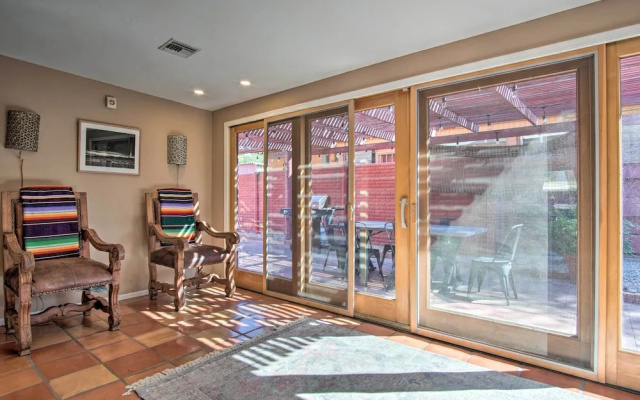 Stylish Tucson Home: Backyard Oasis w/ Grill!