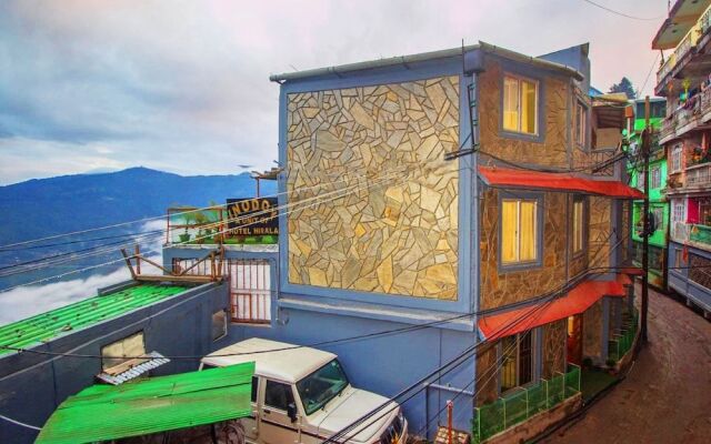 Goroomgo Neerala Dreams Darjeeling