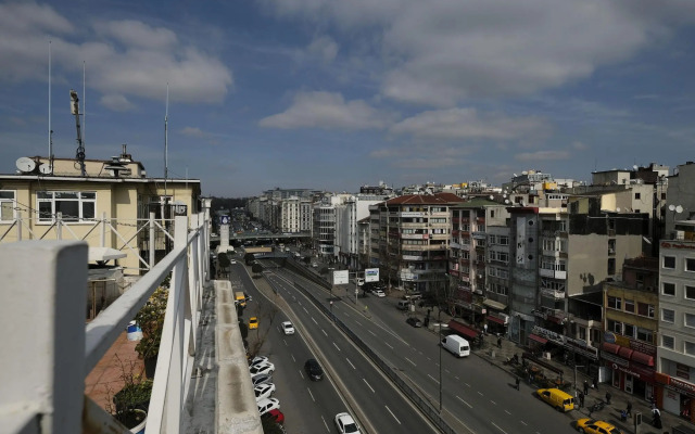 Hotel Ozbek