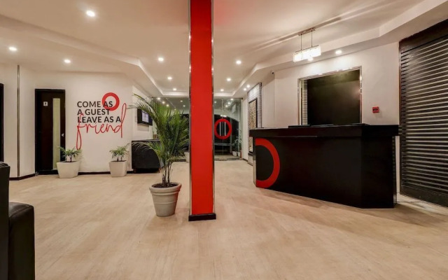 The Mayer by OYO Rooms