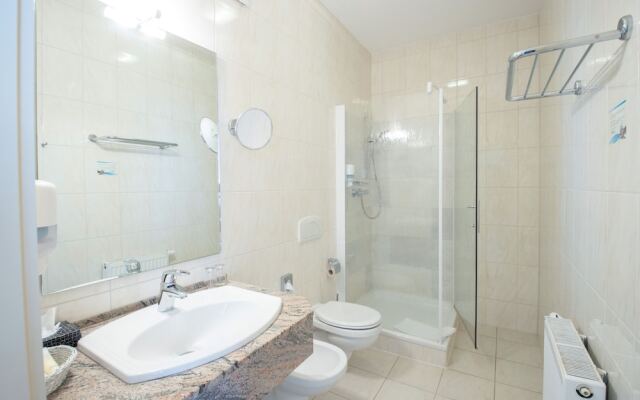 Seehotel Grossraeschen