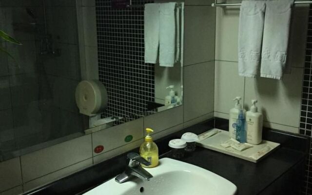 Chengdu Longcheng Hotel