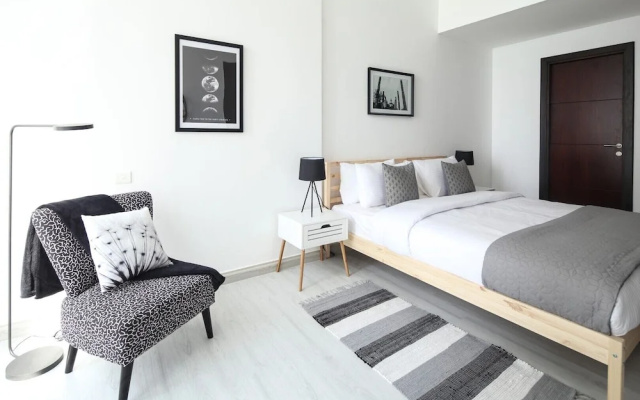 Modern + Light 2BR in Dubai Marina w/ Sea Views! - Apartment in ดูไบ - Photo 2