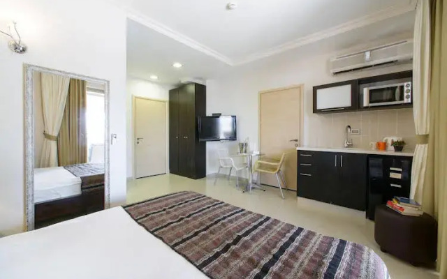 Royalty Suites