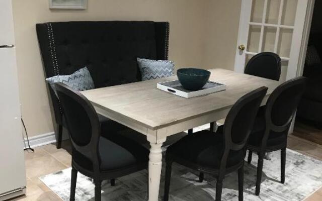 Beautiful 1 bedroom lower level apartment