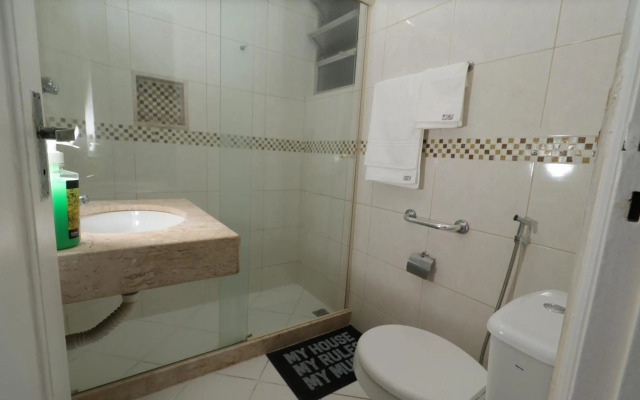 Apartamento mobiliado em Copacabana a 200m da praia