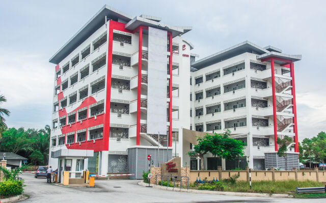 Tune Hotel KLIA Aeropolis