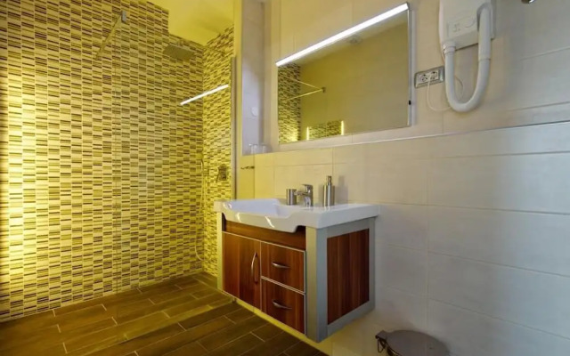 Nice Beach Apartments for 3 Adults