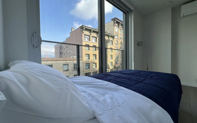 Silverstone Downtown Long-Term stay