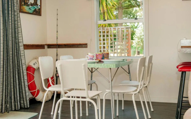 Hetherington Haven - Whangamata Holiday Home