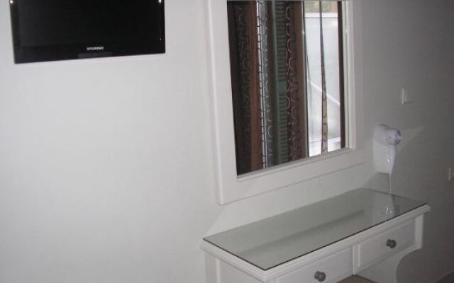 Poseidon Apartments