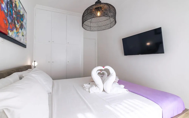 D9 center of Glyfada