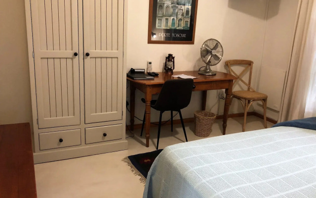 10 Alexander B&B