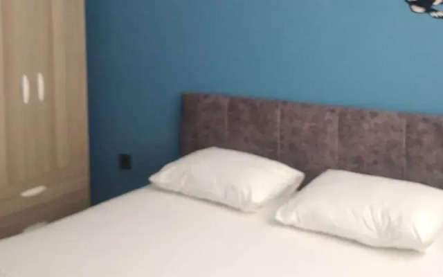 Onur Otel