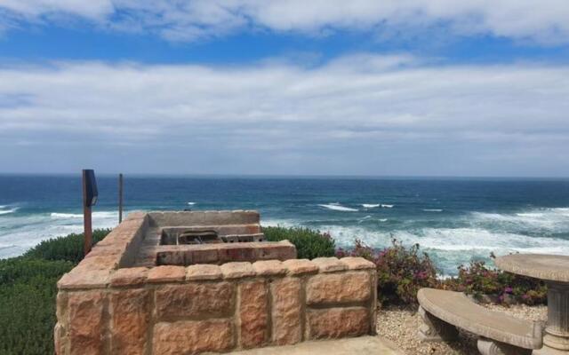 180 Degree Ocean View - Seagull Villa in Brenton On The Rocks