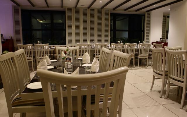 Gemini Continental Lucknow
