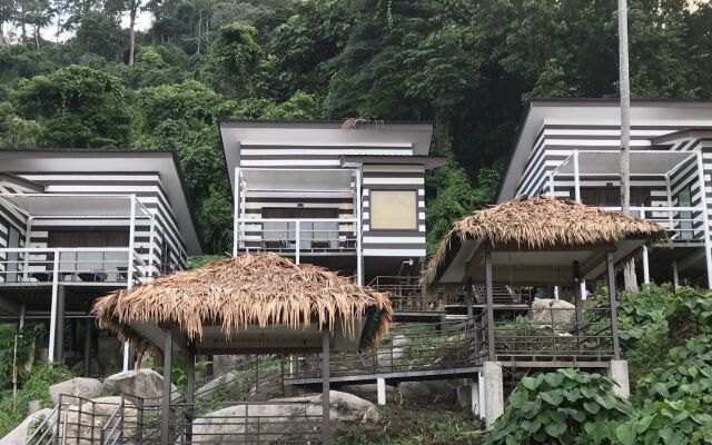 The Barat Tioman Beach Resort