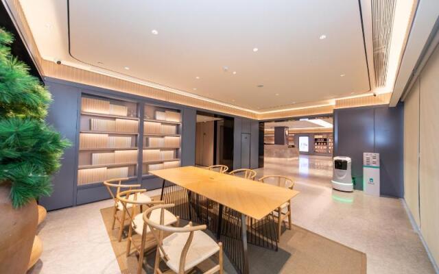 Ji Hotel (Xi'an Lijia Village Wanda Plaza)