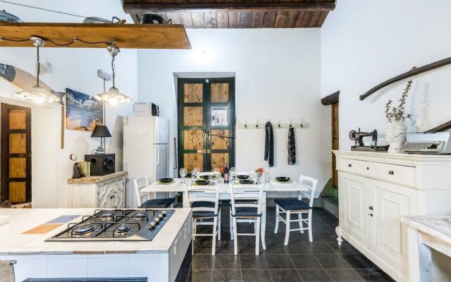 Authentic Sicilian Charm With Pool, Sea View, Parking & Wifi