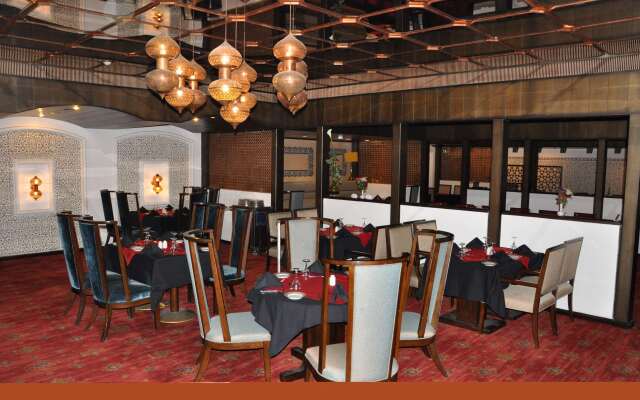Royal Tulip Alrasheed Hotel