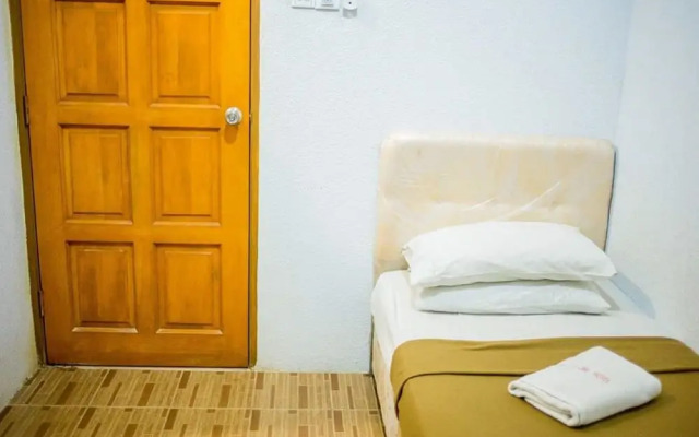 OYO 89940 Menara One Hotel