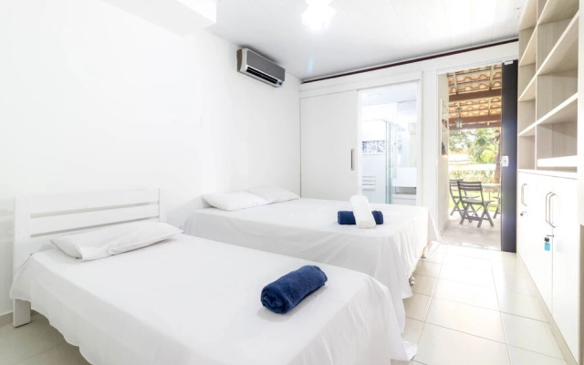 GB12 Ótimo Village 3 Suítes em Guarajuba a 200m da Praia