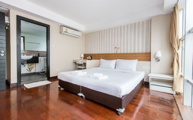 Snooze Hotel Thonglor Bangkok