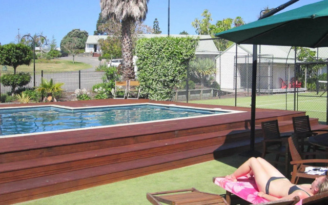 Pauanui Pines Motor Lodge
