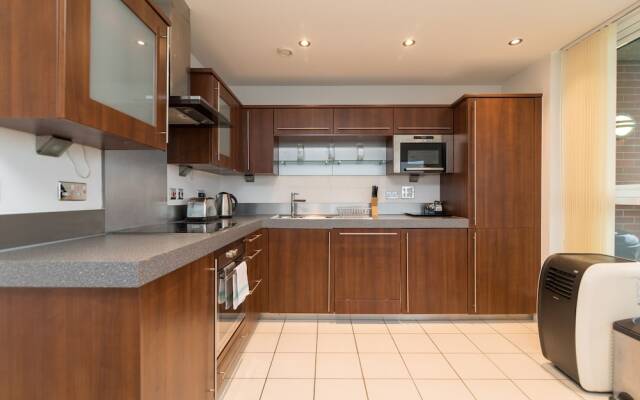 Austin David Apartments - New Island