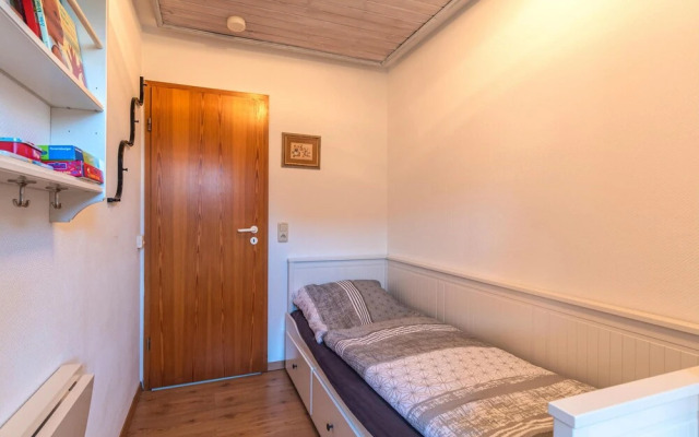 Nice Apartment in Friedrichskoog With 2 Bedrooms and Wifi