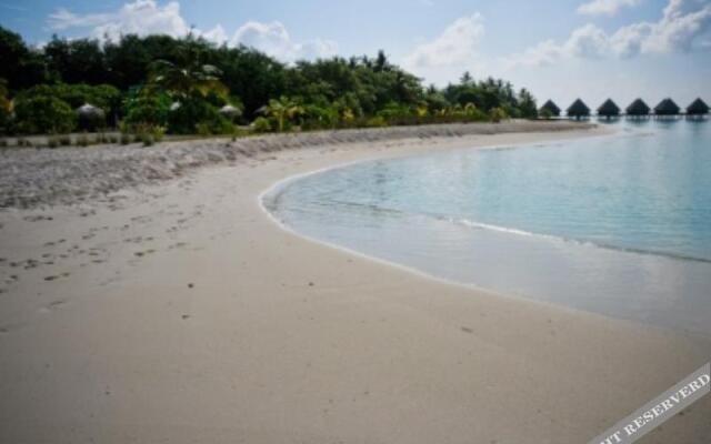 Velidhu Island Resort