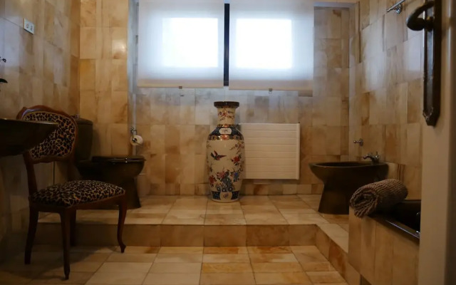 KH Lezama Suites