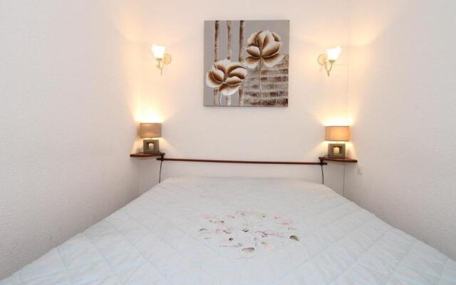 Appartement Balaruc-les-Bains, 1 pièce, 2 personnes - FR-1-553-10