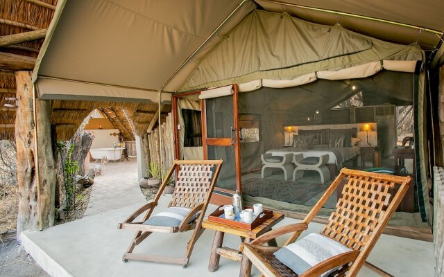 Rhino Safari Camp