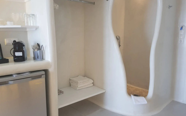 Villa Elina Suites And More