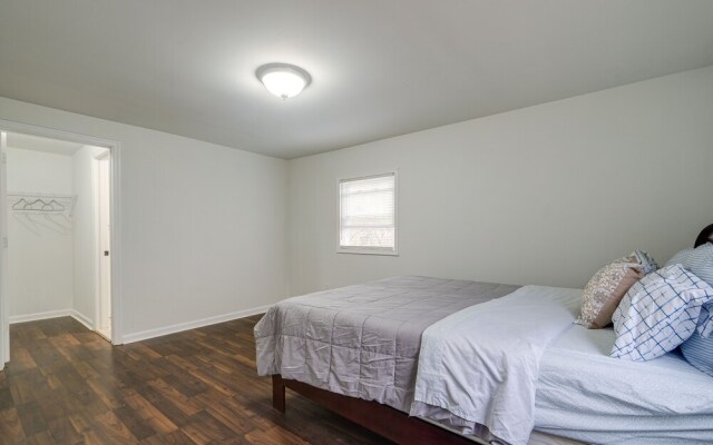 Spacious Triangle Townhome - Near Hiking & Golf!