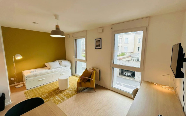 We Live In R - Suite 202