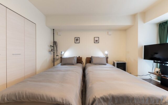 Hills Sapporo 203