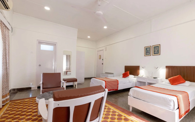 West End Hotel